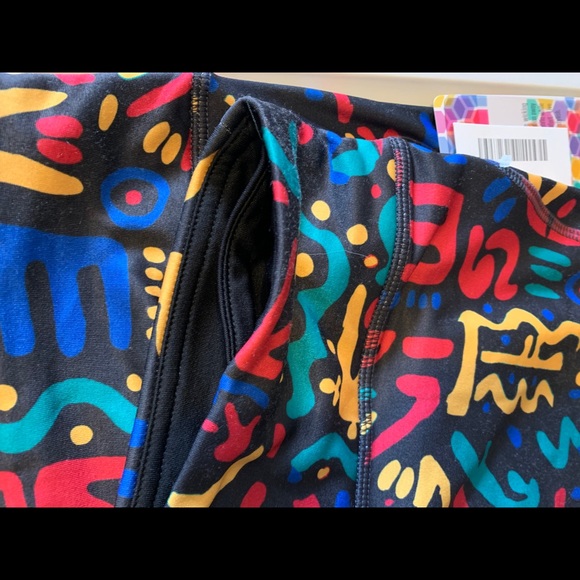 LuLaRoe Jade Capri - Picture 6 of 6